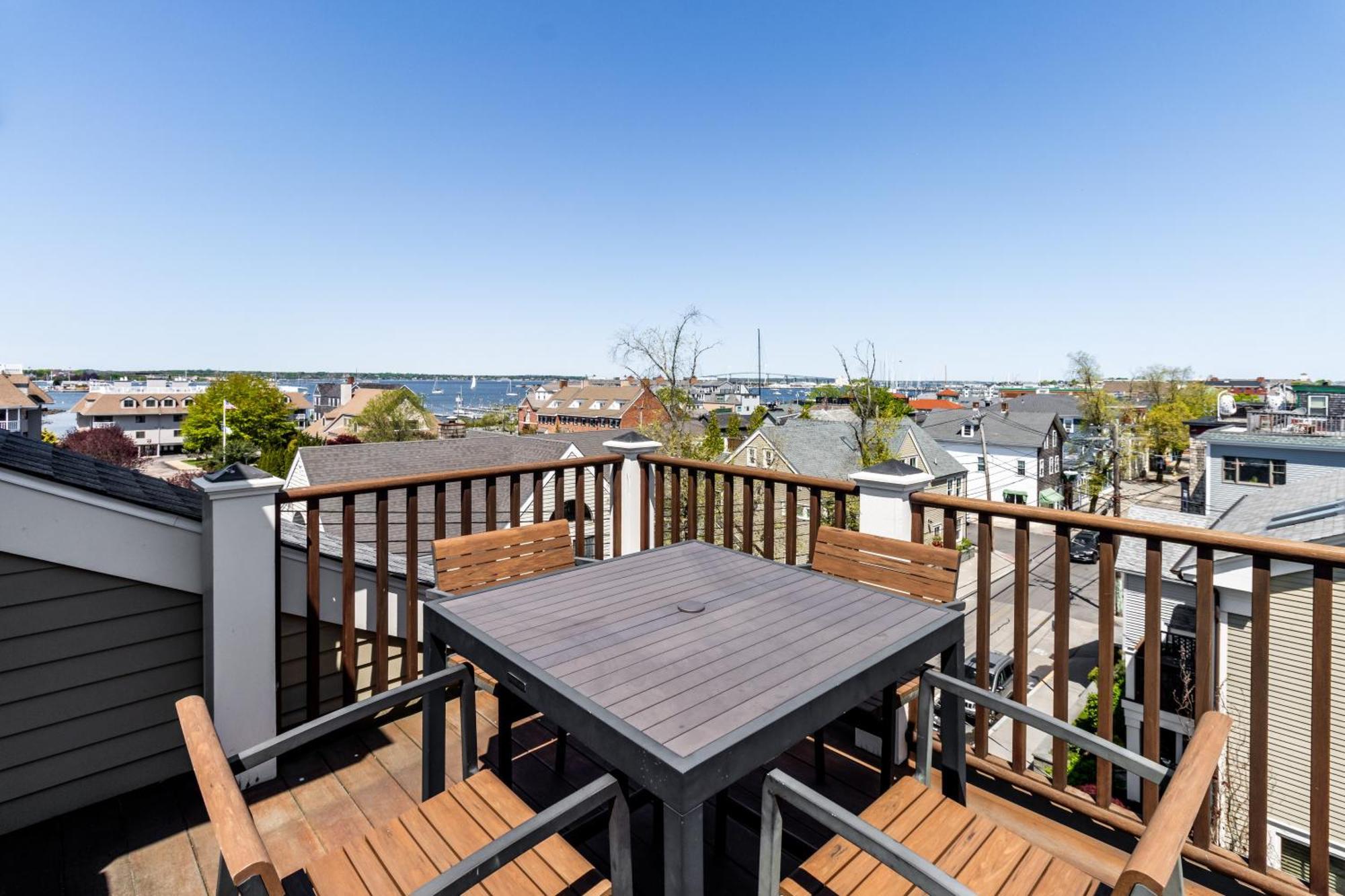 Apartament The Newport Lofts - 548 Thames Street Zewnętrze zdjęcie